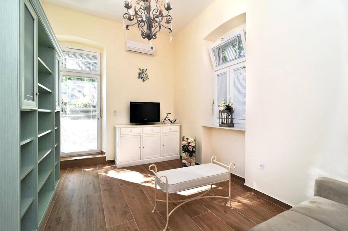 Ida Apartment *